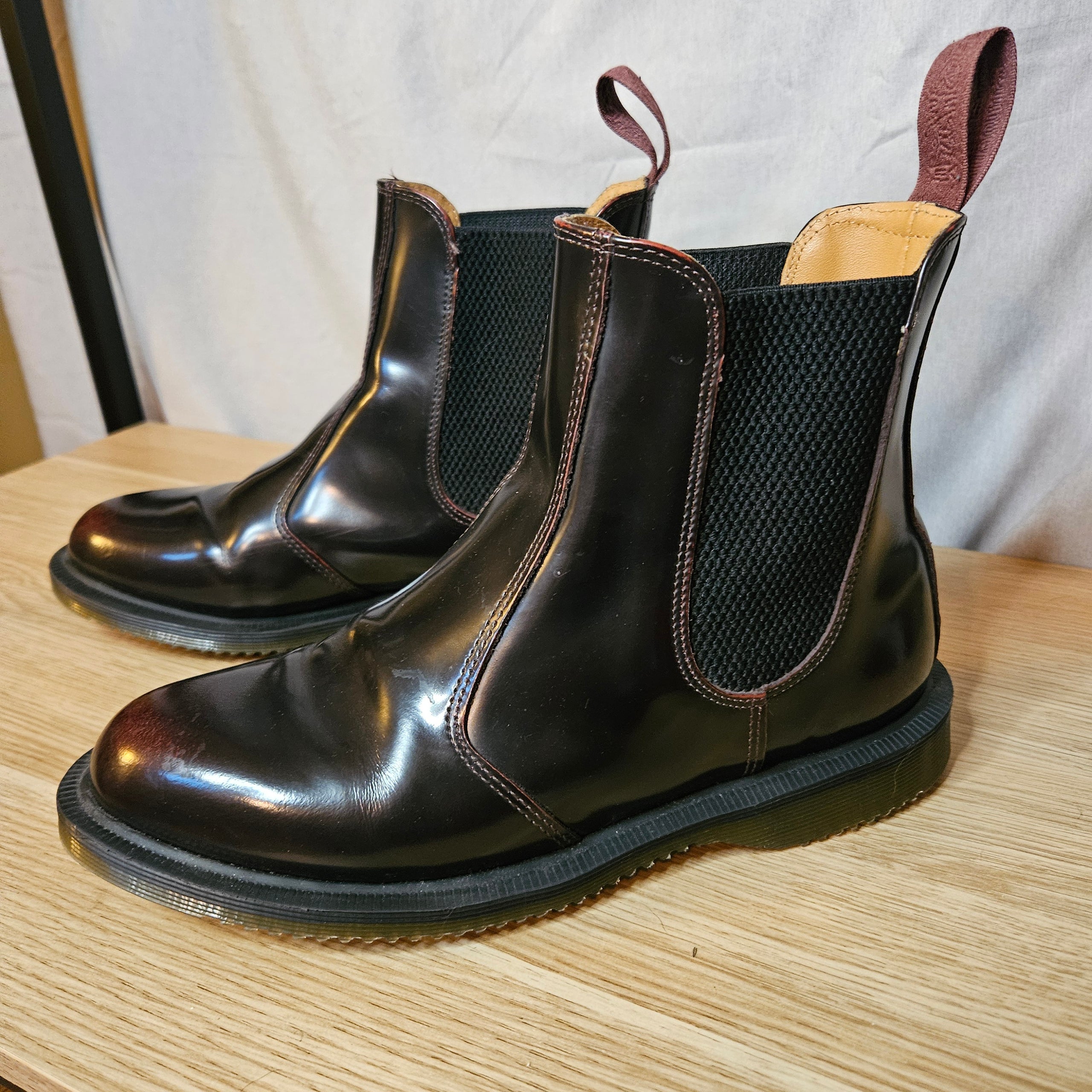 Women s Dr. Marten s Flora Arcadia Chelsea Boots Size 7 Burrow Market Thrift